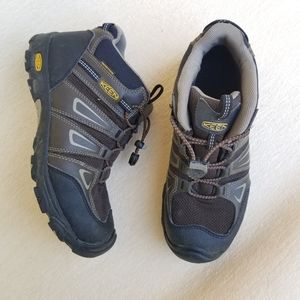 Keen Youth Boys 5 Hiking Outdoor Velcro Boots